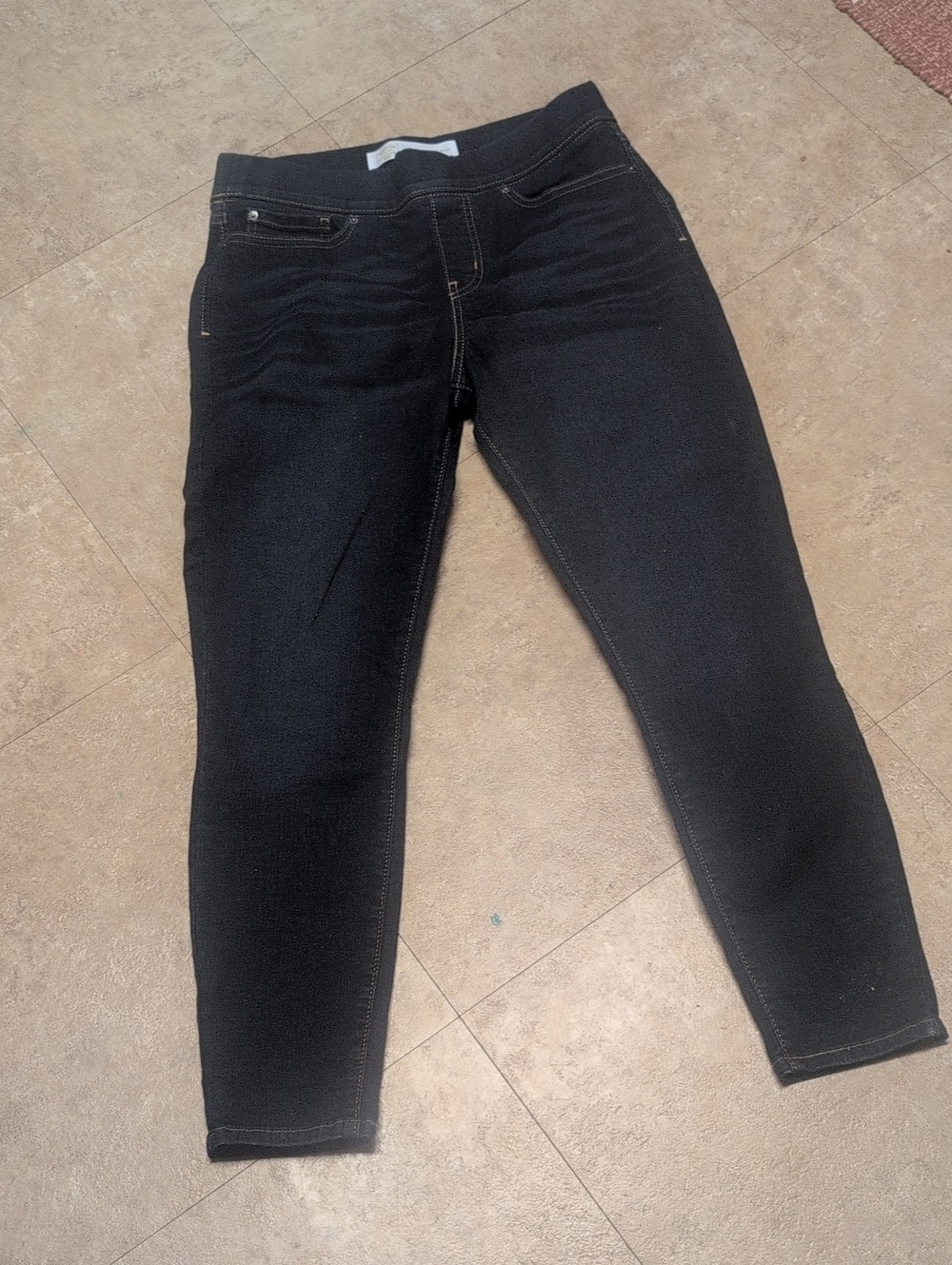 Levi Gold Women’s Dark Wash Stretch  Skinny Jeans - Blue